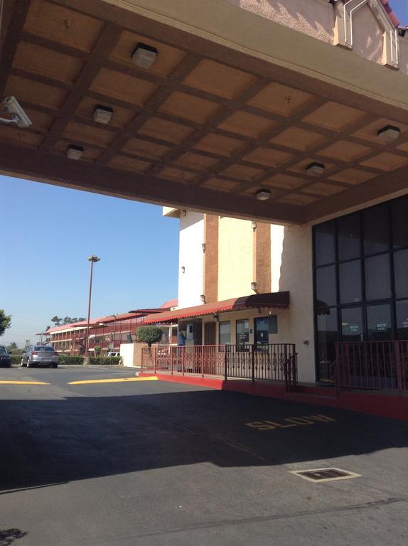 Budget Inn Anaheim/Santa Ana Extérieur photo