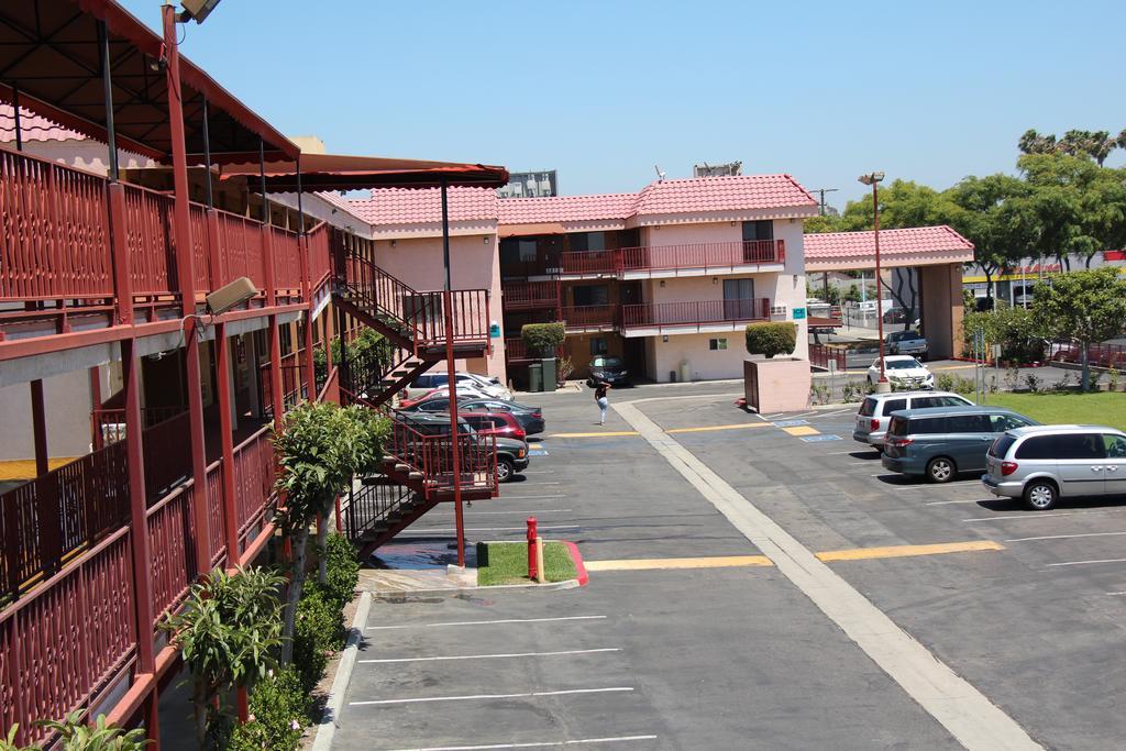 Budget Inn Anaheim/Santa Ana Extérieur photo