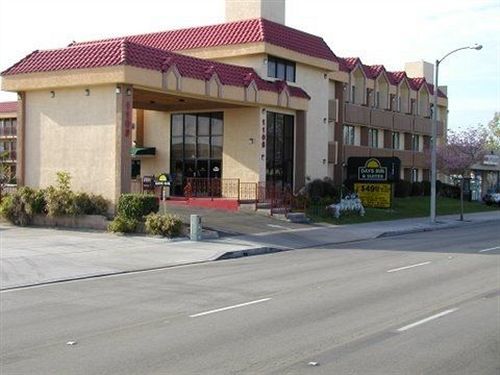 Budget Inn Anaheim/Santa Ana Extérieur photo