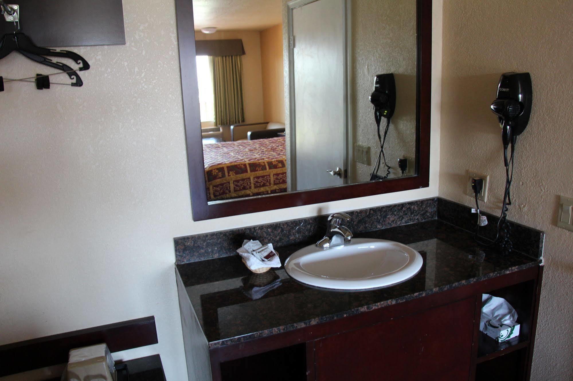 Budget Inn Anaheim/Santa Ana Extérieur photo