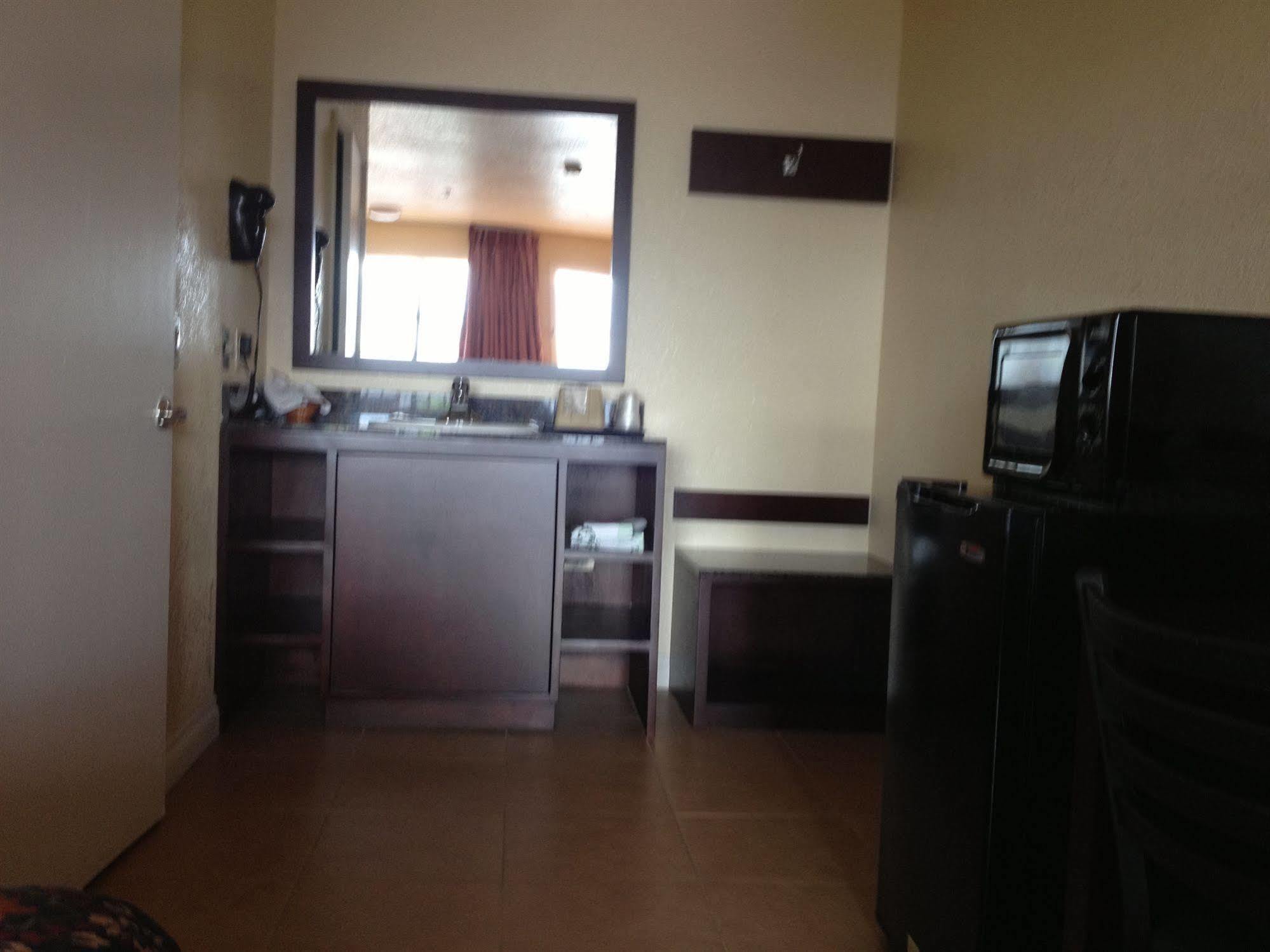 Budget Inn Anaheim/Santa Ana Extérieur photo